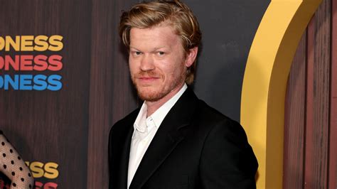 jesse plemons weight|Jesse Plemons Opens Up About His Weight Loss,。